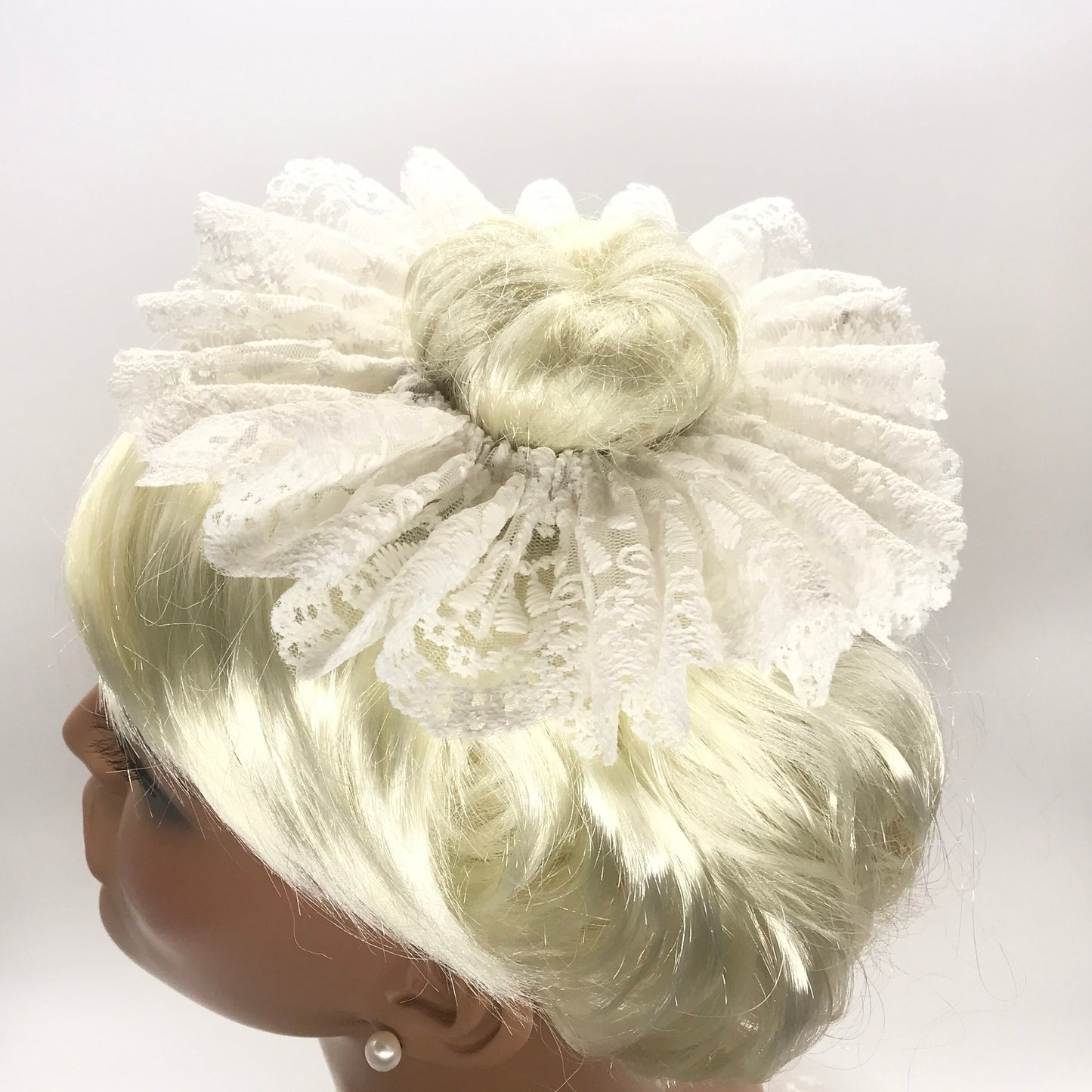 Milky White Scrunchies, Bridal Scrunchies, Elegant Scrunchies, Embroidered Tulle, Ponytail Holder, Hair Tie, Christmas Gift, Gift For Bridal