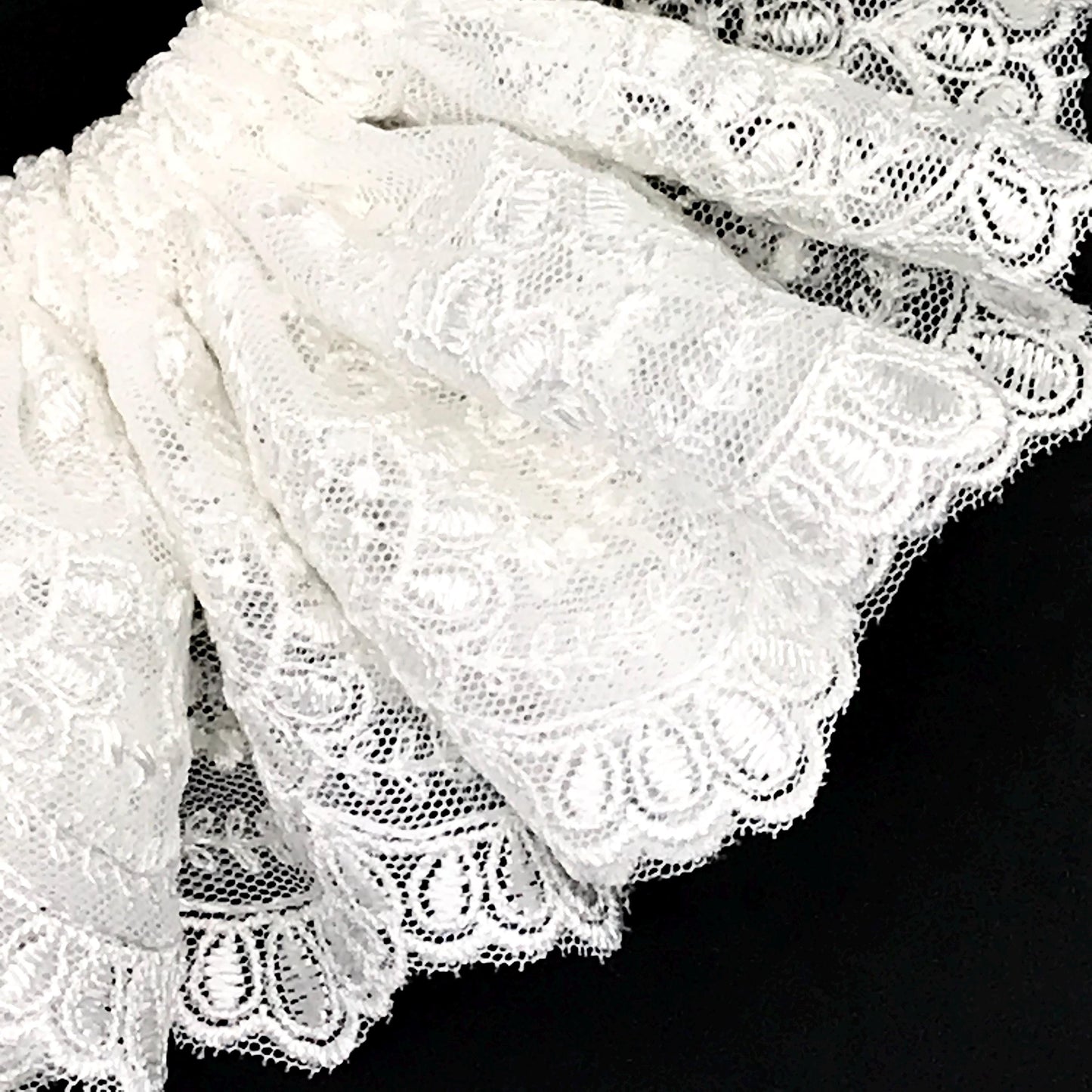 Formal Scrunchies Bridal Scrunchy Embroidered Fabric Creative Ponytails and Bun Holders Stylish Hair Ties Pretty Hair Accessories in Ivory