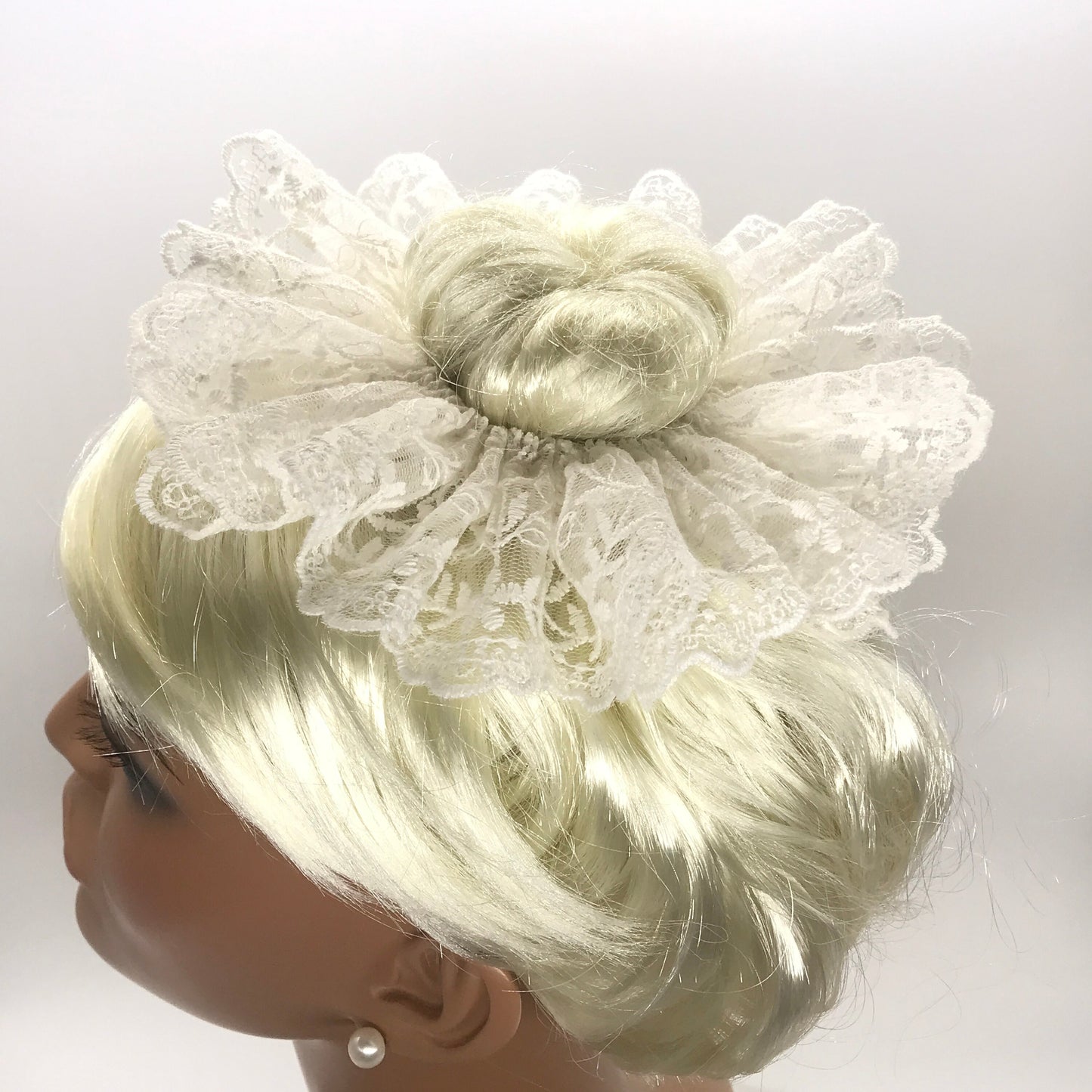 Milk White Scrunchies, Bridal Scrunchies, Elegant Scrunchies, Stylish Scrunchies, Ponytail Holder, Hair Tie, Christmas Gift, Gift For Bridal