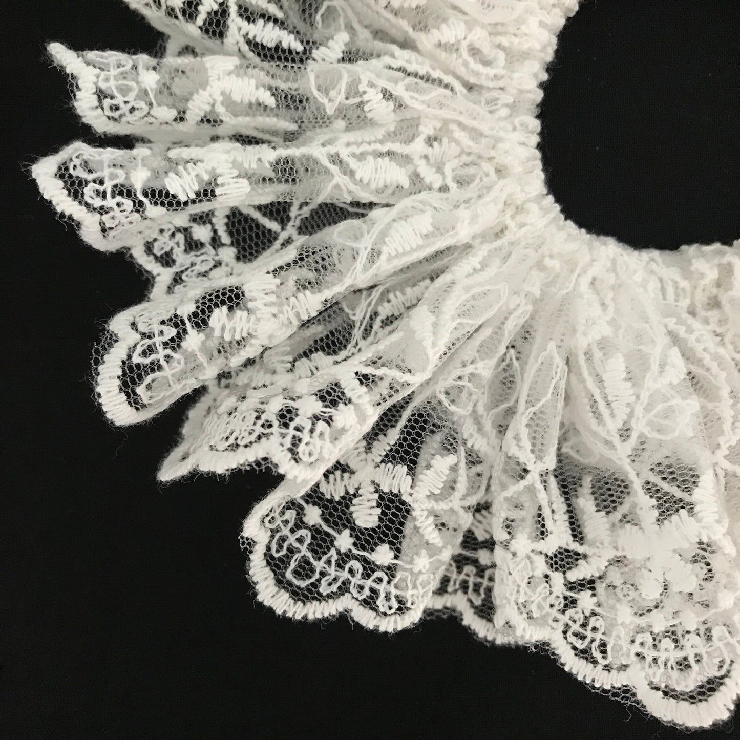 Milk White Scrunchies, Bridal Scrunchies, Elegant Scrunchies, Stylish Scrunchies, Ponytail Holder, Hair Tie, Christmas Gift, Gift For Bridal