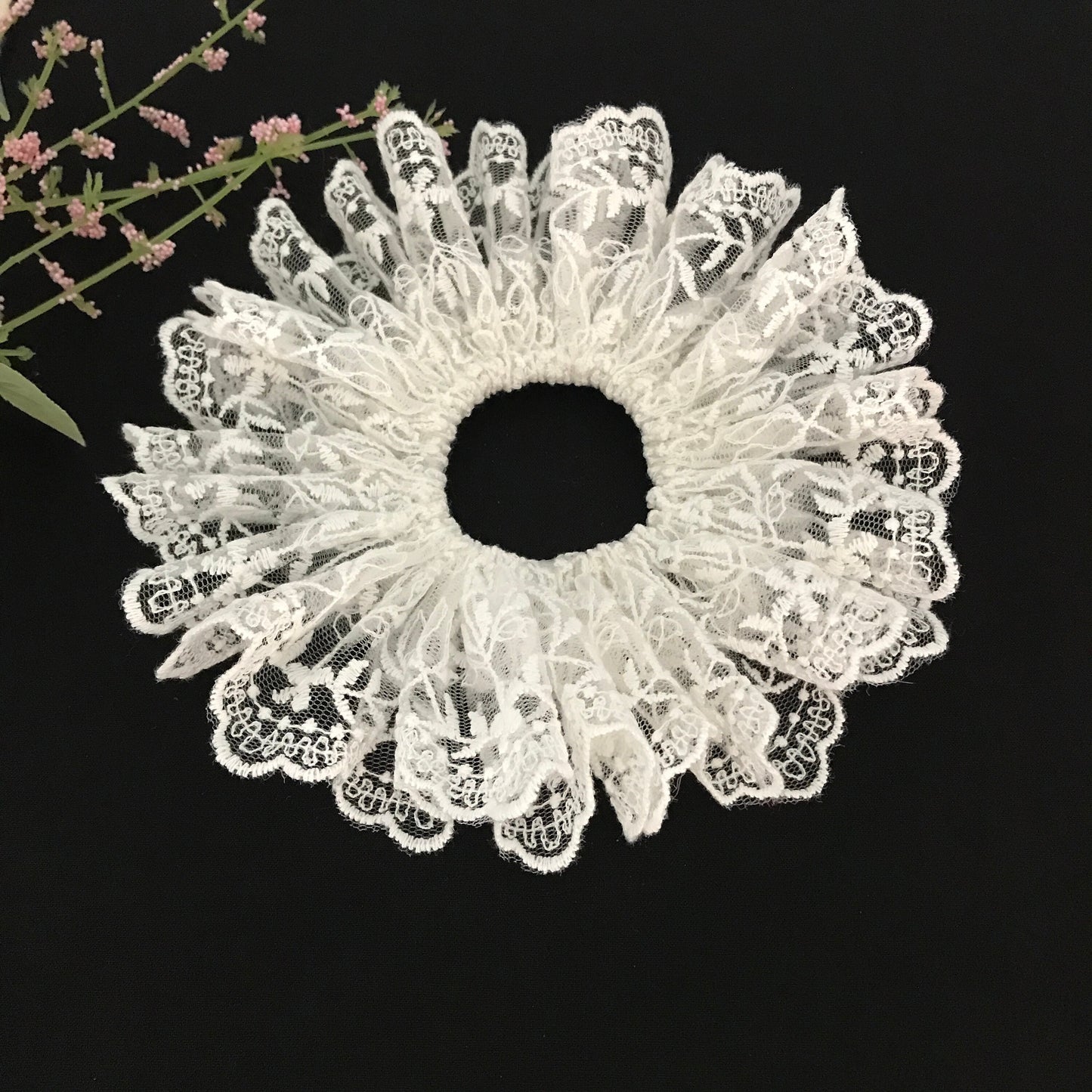 Milk White Scrunchies, Bridal Scrunchies, Elegant Scrunchies, Stylish Scrunchies, Ponytail Holder, Hair Tie, Christmas Gift, Gift For Bridal