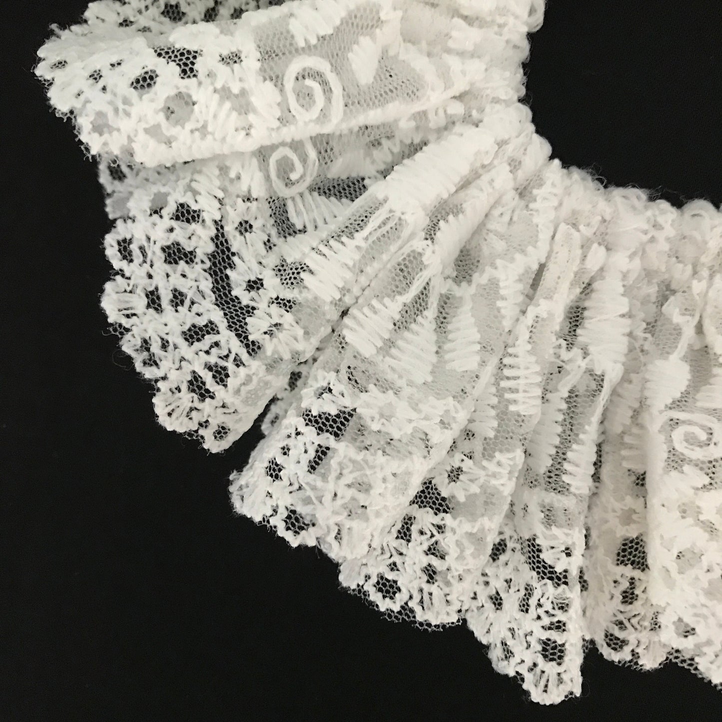 Milky White Scrunchies, Bridal Scrunchies, Elegant Scrunchies, Embroidered Tulle, Ponytail Holder, Hair Tie, Christmas Gift, Gift For Bridal