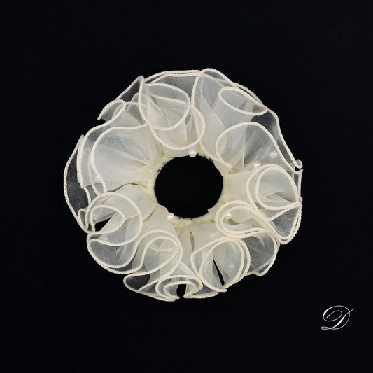 Unique Scrunchies Bridal Scrunchies Wavy Edge Artificial Pearls Attached Multilayer Pretty Ponytail Holder Stylish Hair Accessories in Ivory