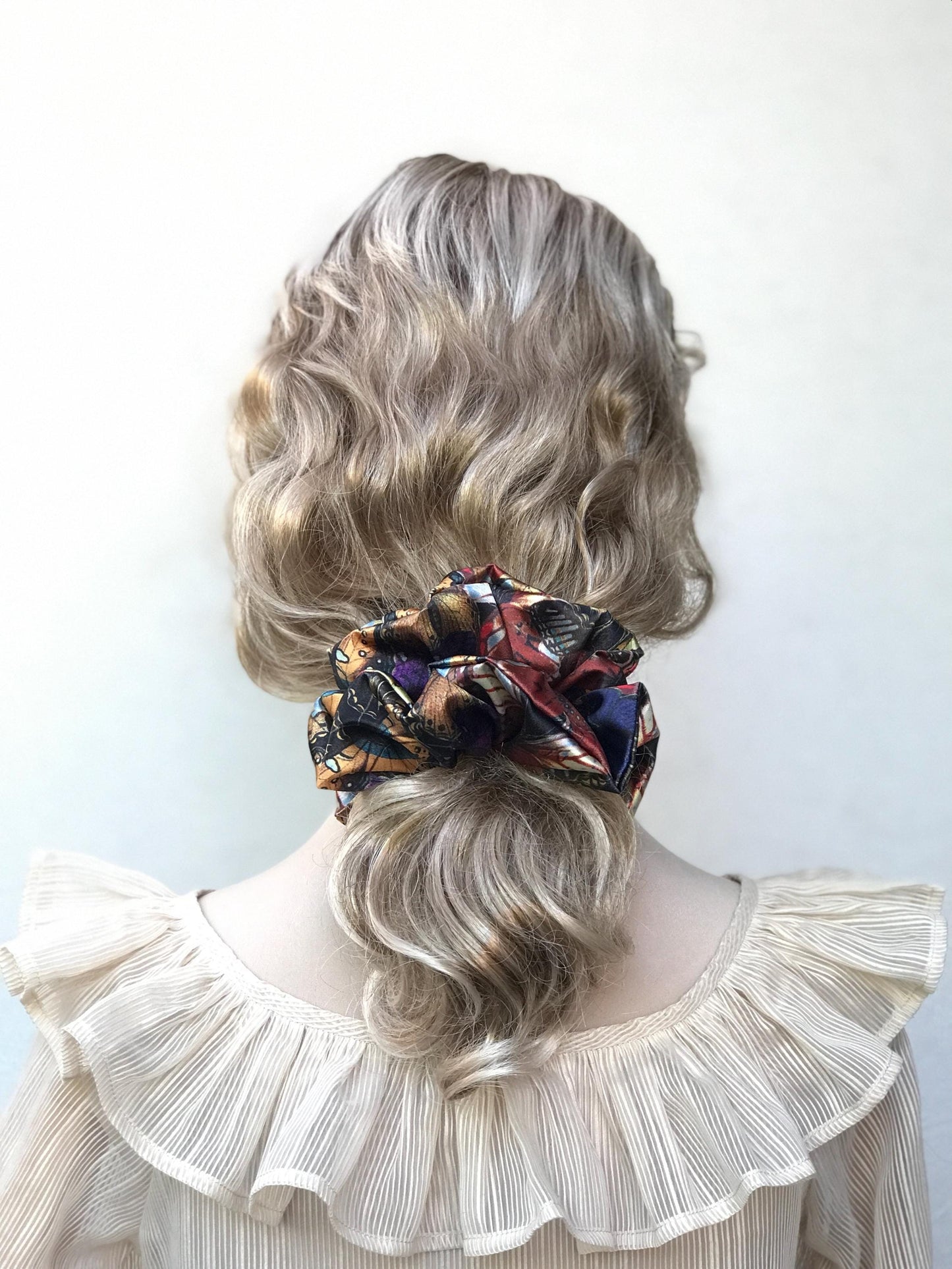 Gorgeous Scrunchies Glossy Surface Colorful Butterflies Daily Party Club Wear Trendy Accessories Creative Ponytail Holders Stylish Hair Ties