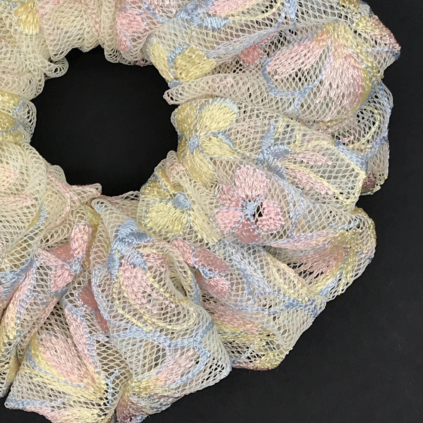 Floral Scrunchies Embroidered Scrunchy Passionate Colors Daily Wear Trendy Hair Accessories Stylish Hair Ties Creative Ponytail Holders 5in