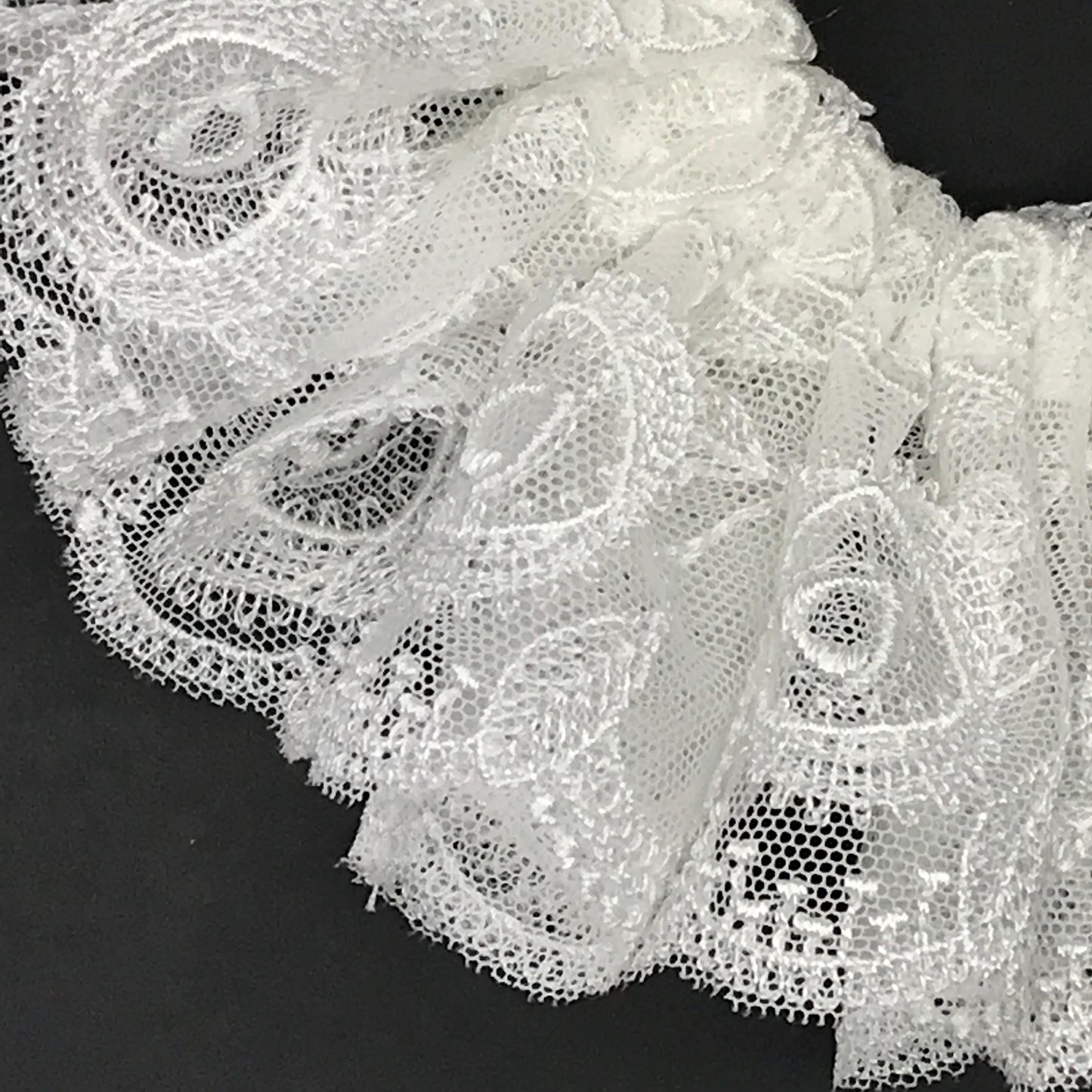 Formal Scrunchies Bridal Scrunchy Embroidered 3D Fabric Creative Ponytail and Bun Holder Stylish Hair Ties Pretty Hair Accessories in Ivory