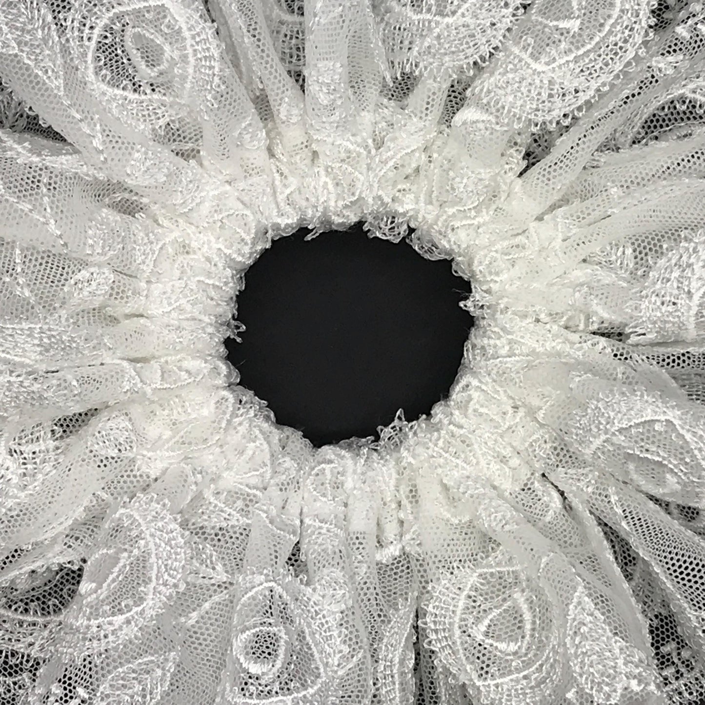 Formal Scrunchies Bridal Scrunchy Embroidered 3D Fabric Creative Ponytail and Bun Holder Stylish Hair Ties Pretty Hair Accessories in Ivory