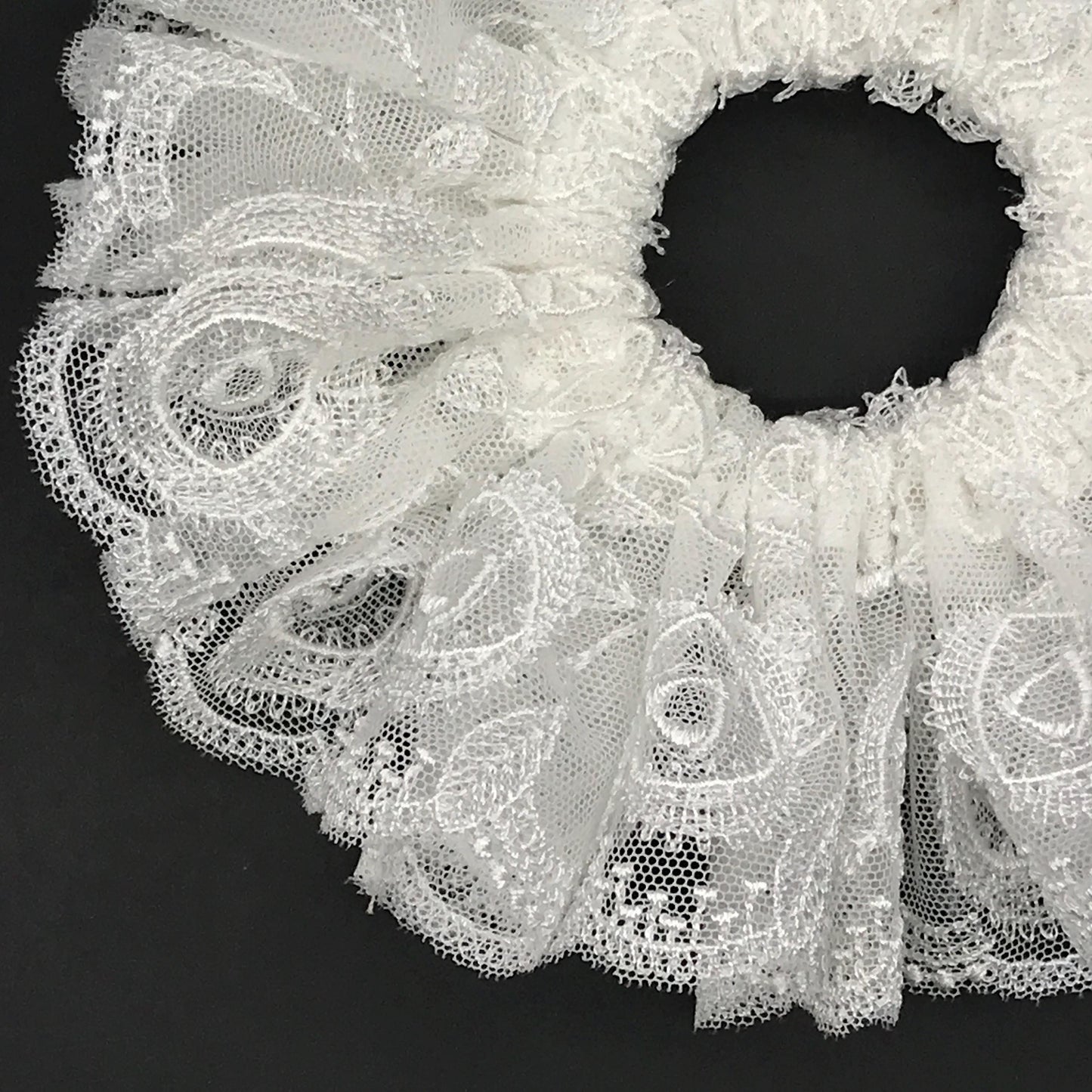 Formal Scrunchies Bridal Scrunchy Embroidered 3D Fabric Creative Ponytail and Bun Holder Stylish Hair Ties Pretty Hair Accessories in Ivory